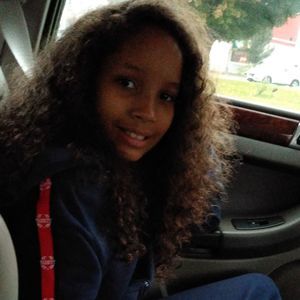 Meet your Posher, Karina cruz francisco